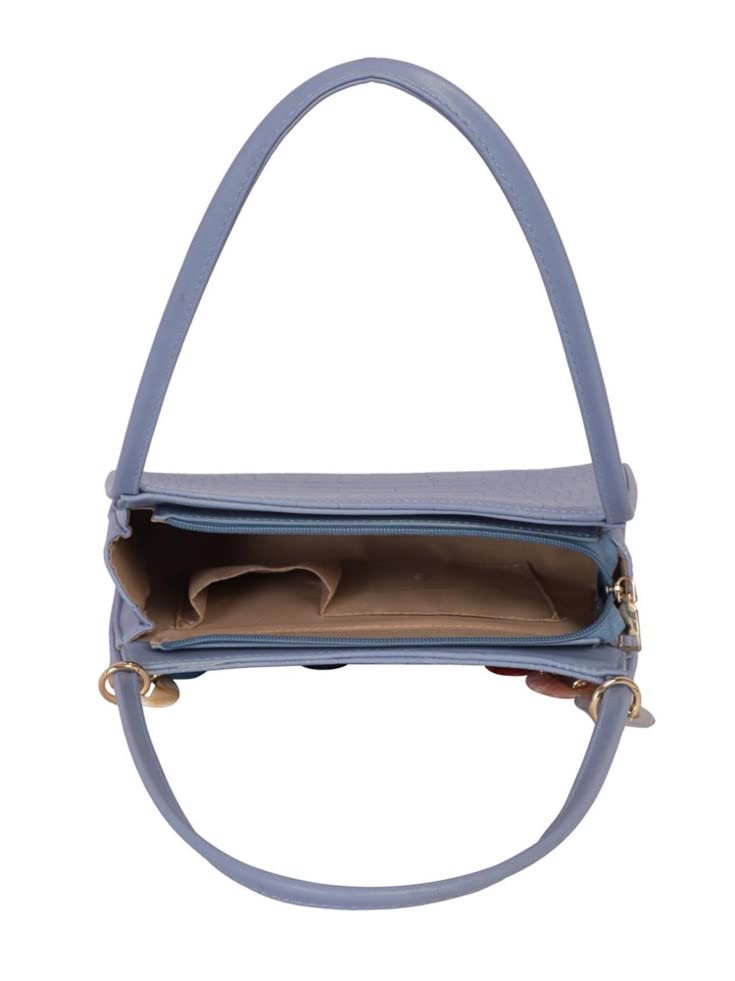 Croco textured shoulder Bag with multicolor Chain