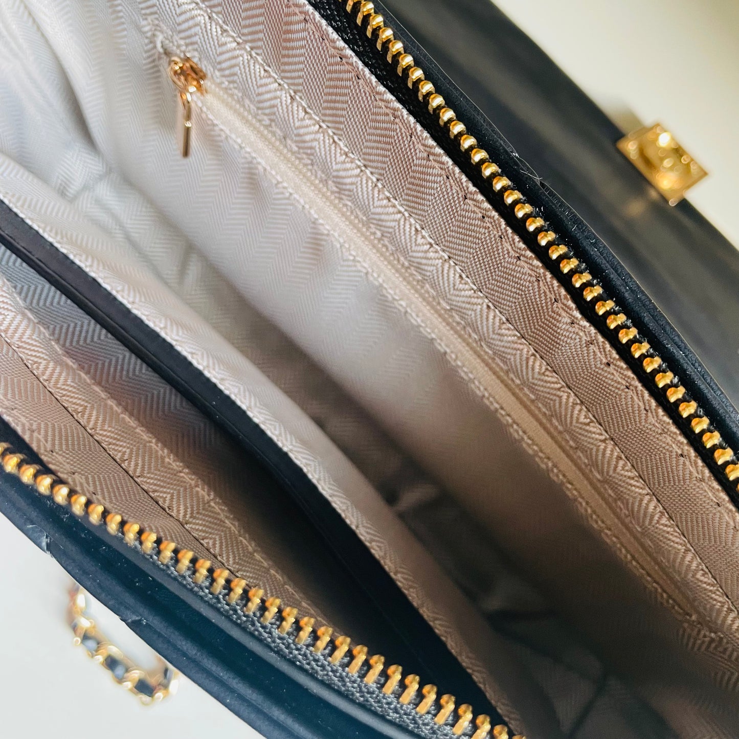 Chic Quilted Envelope Shoulder Bag with chain Strap