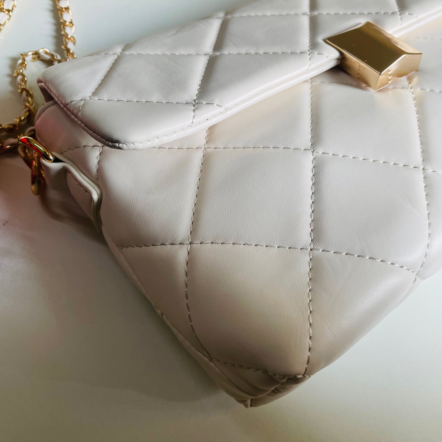 Chic Quilted Envelope Shoulder Bag with chain Strap