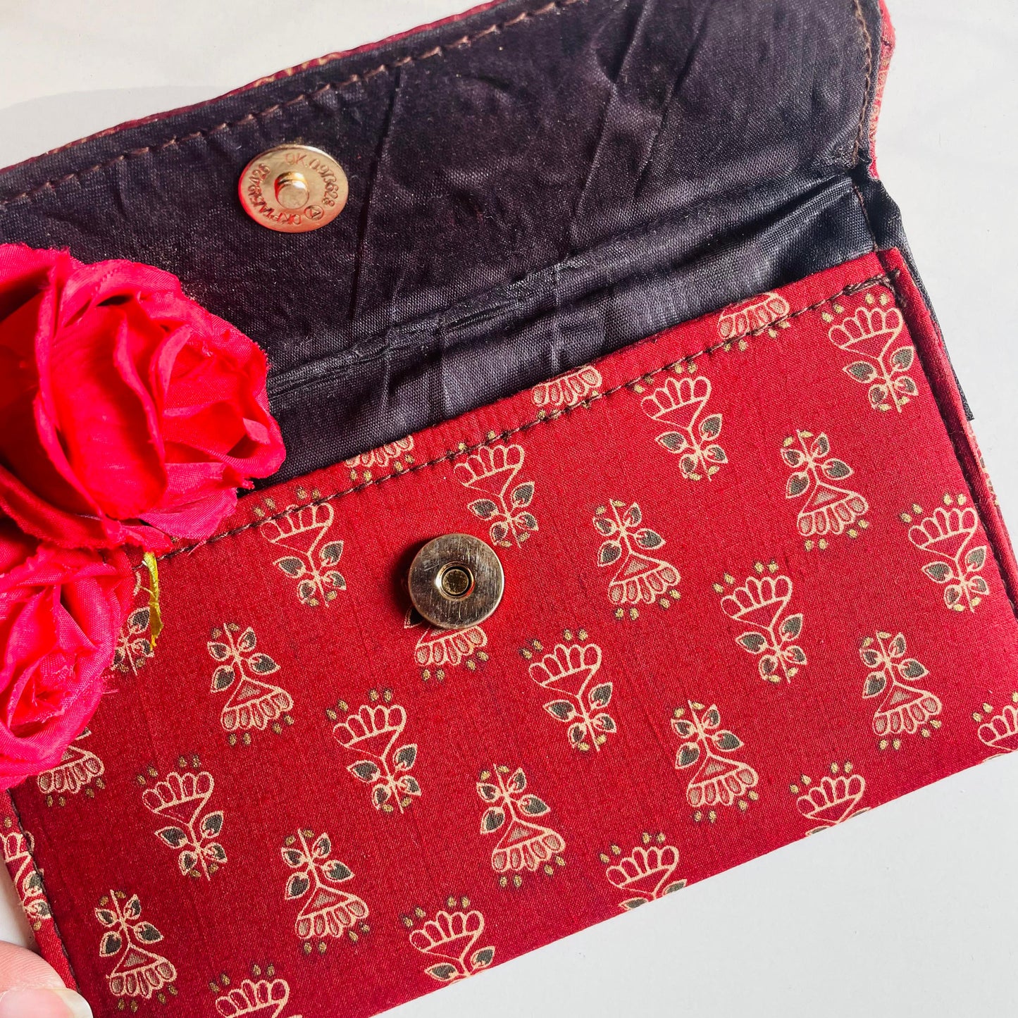 Regal Red Handbag and pouch set