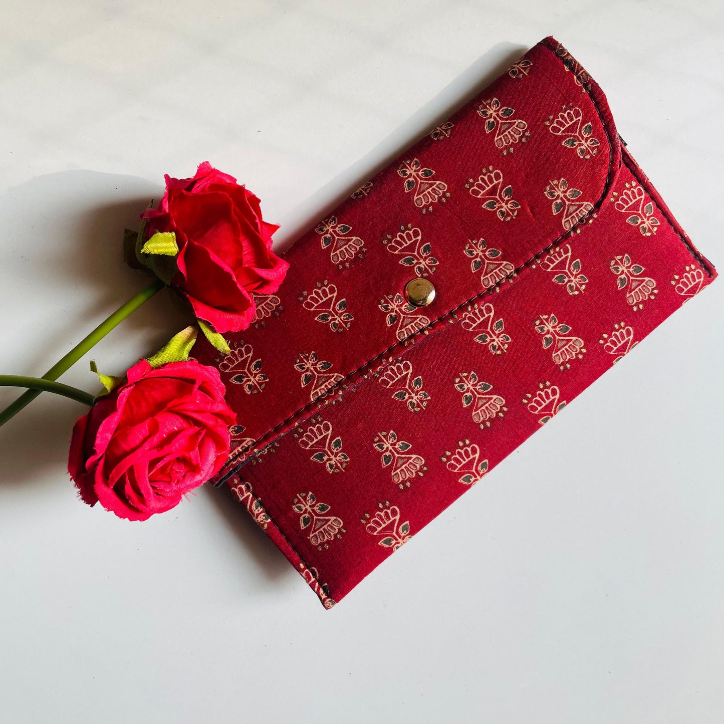 Regal Red Handbag and pouch set