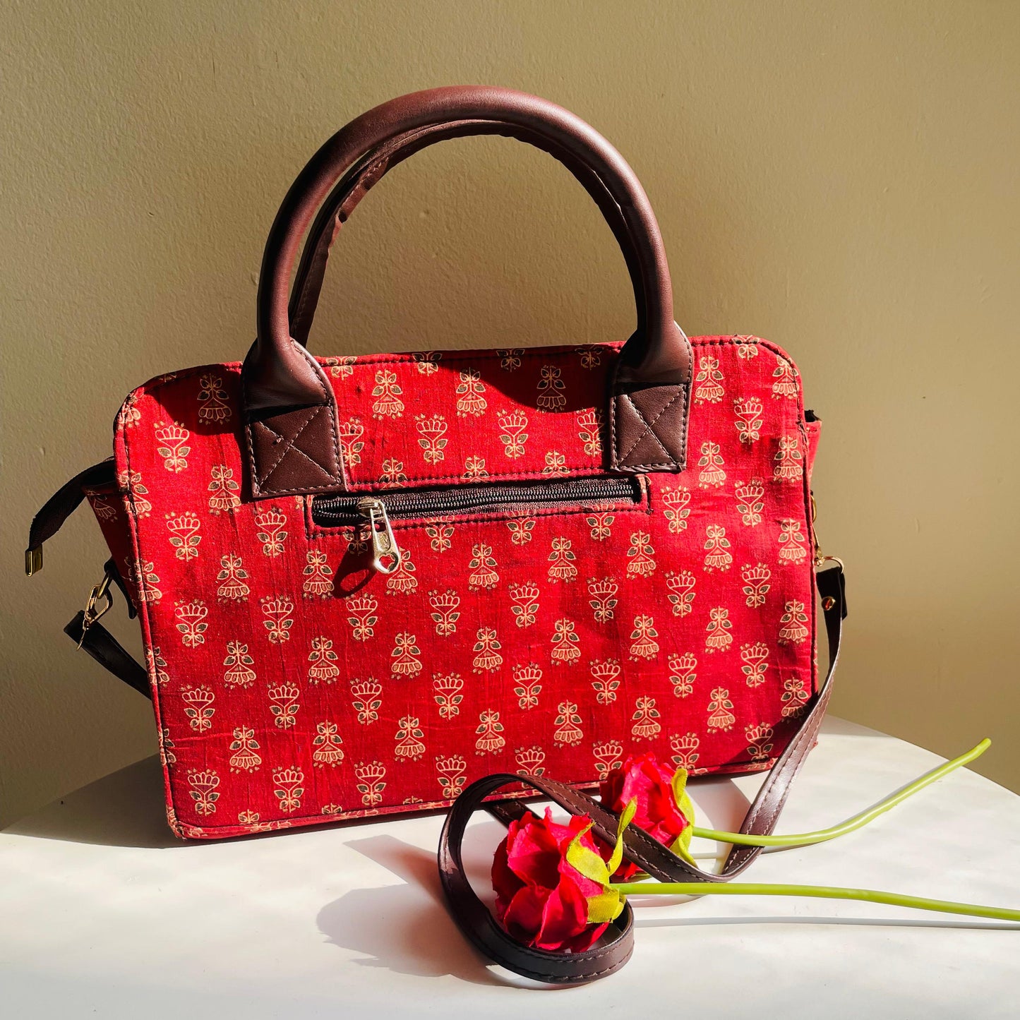 Regal Red Handbag and pouch set