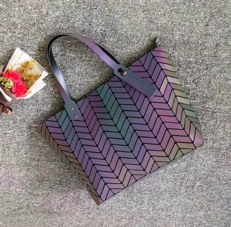 Luminous Geometric Pattern Tote Bag- Zigzag Design