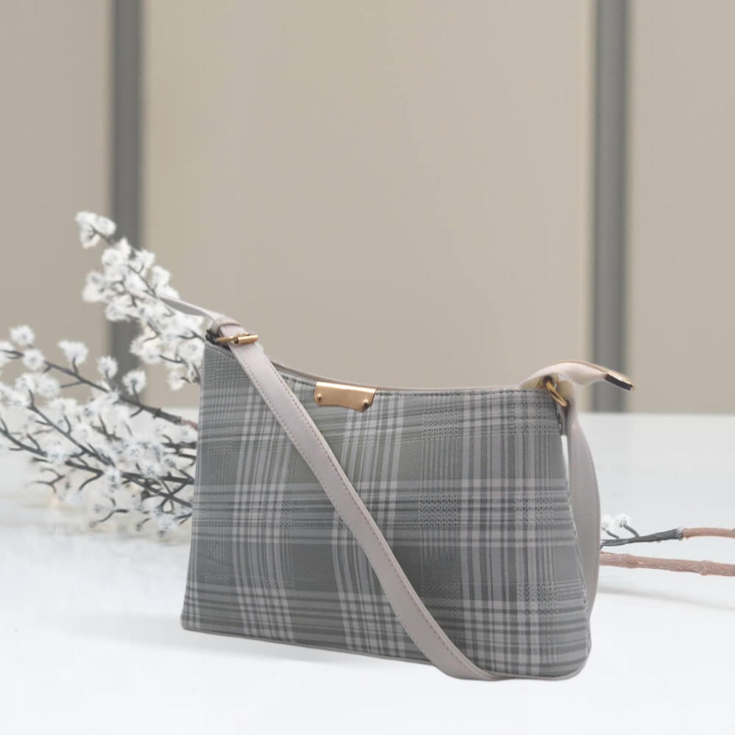 Chic Plaid Shoulder Bag