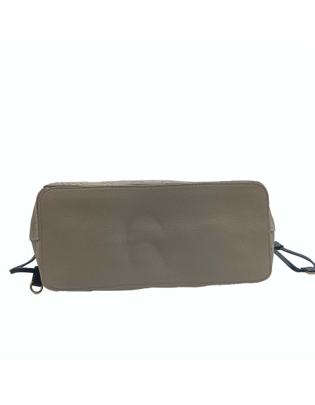Tote bag in beige color with a zipper closer (SW-AI-32)